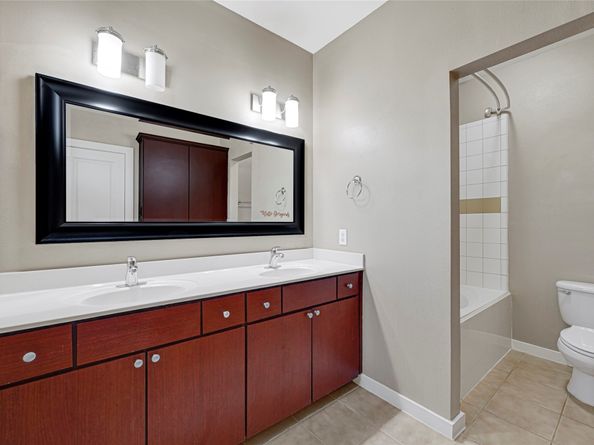 5311 Avenue J, Houston TX 77011