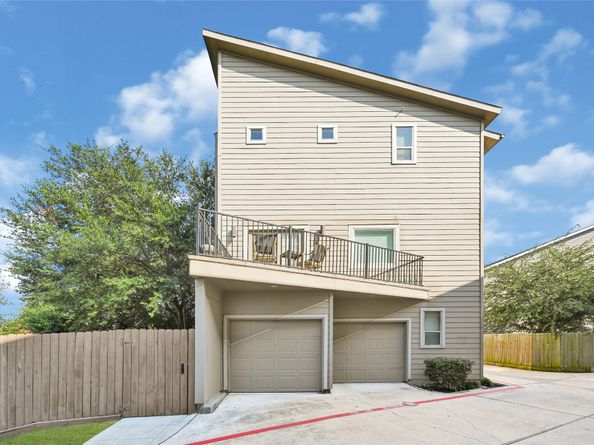 5311 Avenue J, Houston TX 77011