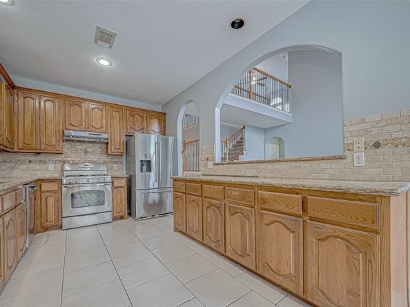16523 Pinon Vista Drive, Houston TX 77095