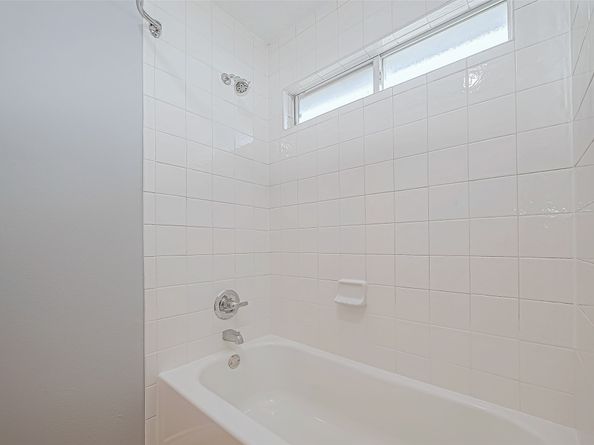 16523 Pinon Vista Drive, Houston TX 77095