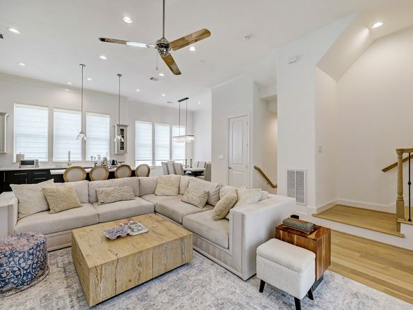 10923 Grove Tree Lane, Houston TX 77043