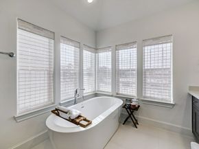 10923 Grove Tree Lane, Houston TX 77043
