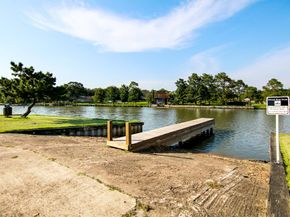 18511 Egret Bay Boulevard 402, Webster TX 77058