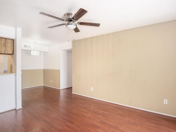 18511 Egret Bay Boulevard 402, Webster TX 77058