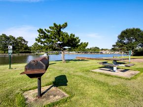 18511 Egret Bay Boulevard 402, Webster TX 77058