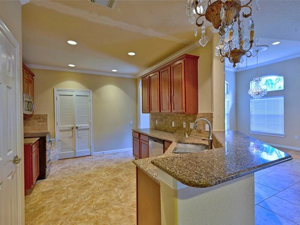 6 Windsor Bridge Drive, Conroe TX 77384