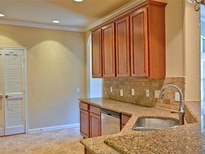 6 Windsor Bridge Drive, Conroe TX 77384
