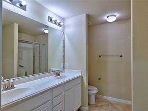 6 Windsor Bridge Drive, Conroe TX 77384