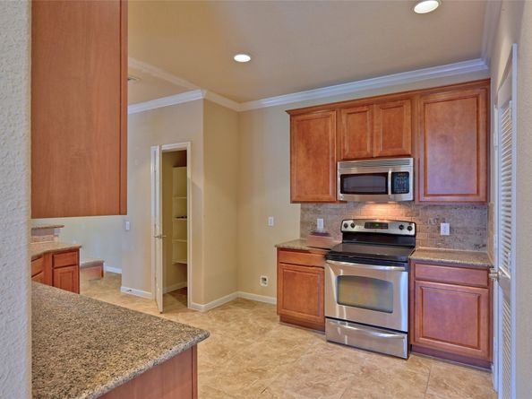 6 Windsor Bridge Drive, Conroe TX 77384