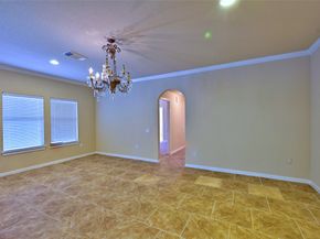 6 Windsor Bridge Drive, Conroe TX 77384
