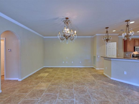 6 Windsor Bridge Drive, Conroe TX 77384