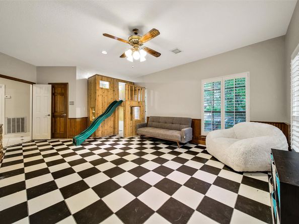 35 Indian Clover Drive, The Woodlands TX 77381