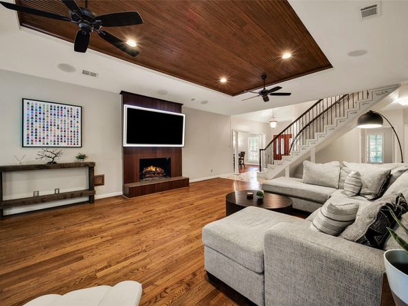 35 Indian Clover Drive, The Woodlands TX 77381