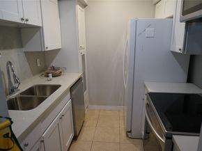 8427 Hearth Drive 6, Houston TX 77054