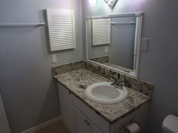8427 Hearth Drive 6, Houston TX 77054