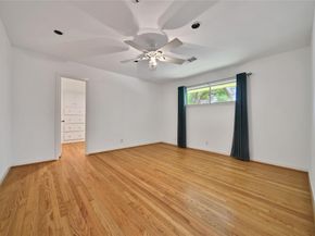 8819 S Rice Avenue, Houston TX 77096