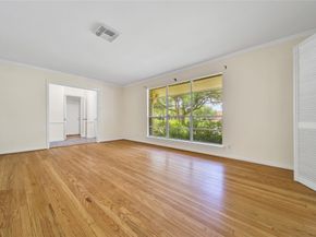 8819 S Rice Avenue, Houston TX 77096