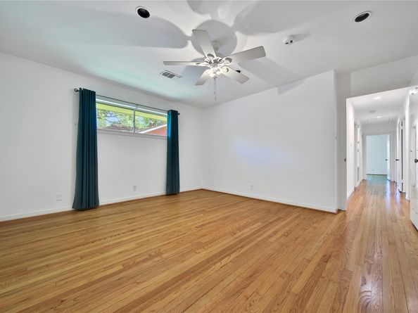 8819 S Rice Avenue, Houston TX 77096