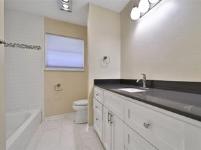 8819 S Rice Avenue, Houston TX 77096
