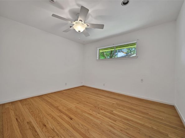 8819 S Rice Avenue, Houston TX 77096