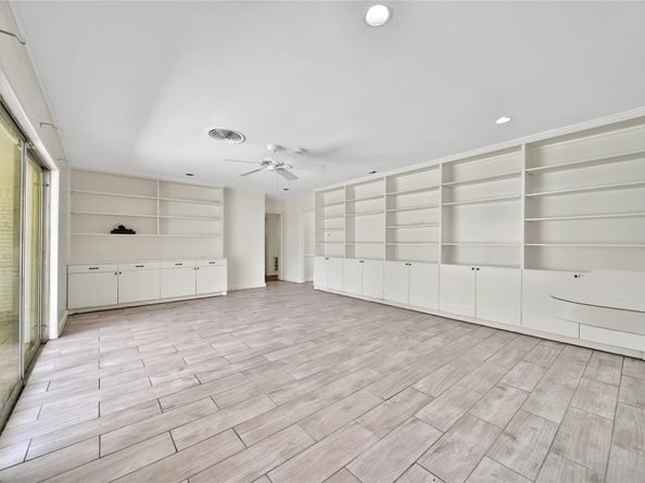 8819 S Rice Avenue, Houston TX 77096