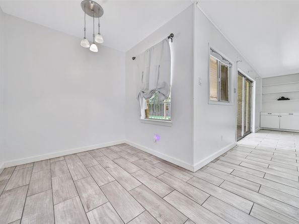 8819 S Rice Avenue, Houston TX 77096