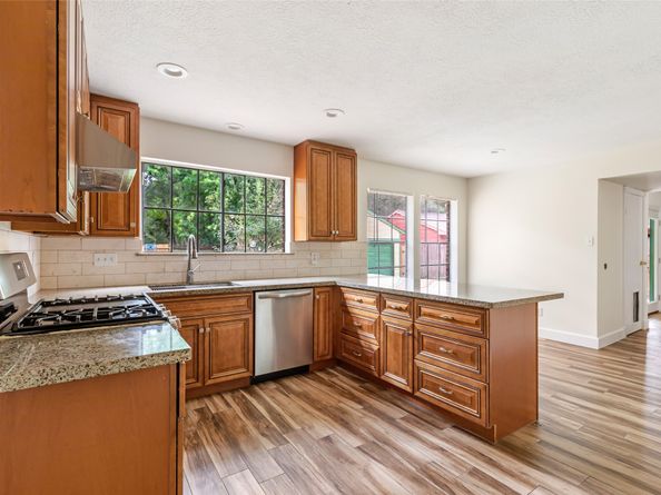 3131 Beaver Glen Drive, Kingwood TX 77339