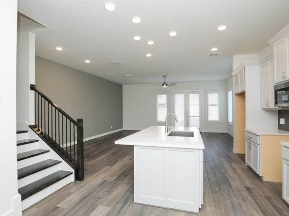 121B E 43rd Street, Houston TX 77018