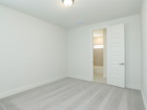 121B E 43rd Street, Houston TX 77018