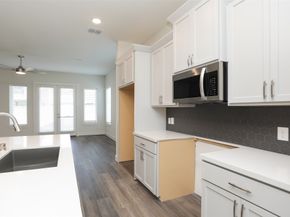 121B E 43rd Street, Houston TX 77018