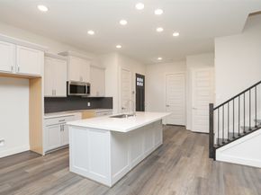 121B E 43rd Street, Houston TX 77018