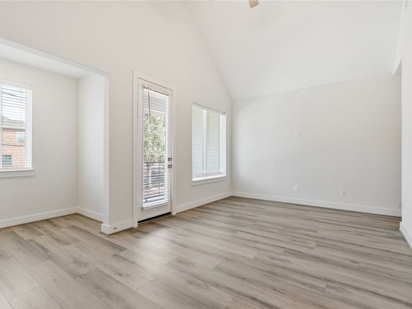 912B W 21st Street, Houston TX 77008
