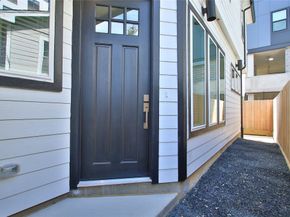 912B W 21st Street, Houston TX 77008