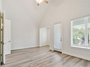 912B W 21st Street, Houston TX 77008