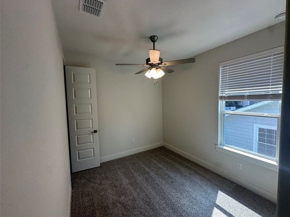 912B W 21st Street, Houston TX 77018