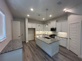 912B W 21st Street, Houston TX 77018