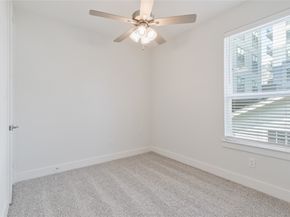 912B W 21st Street, Houston TX 77008