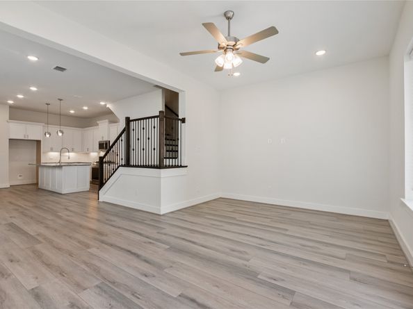 912B W 21st Street, Houston TX 77008