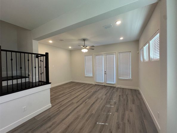 912B W 21st Street, Houston TX 77018