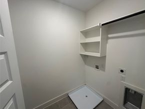 912B W 21st Street, Houston TX 77018