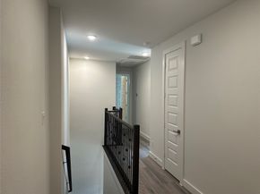 912B W 21st Street, Houston TX 77018