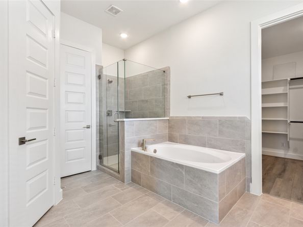 912B W 21st Street, Houston TX 77008