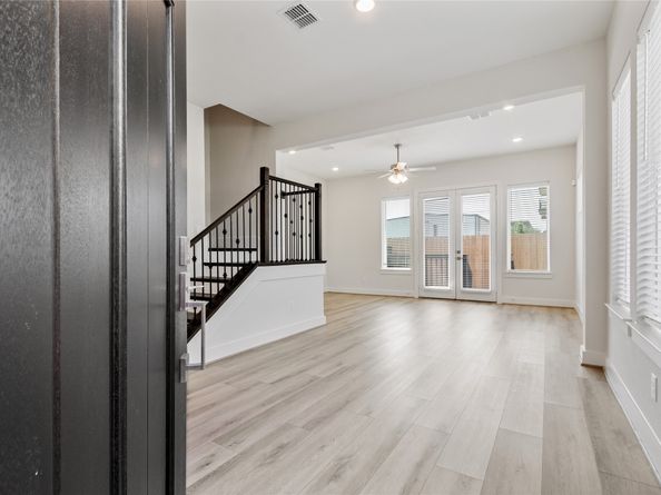 912B W 21st Street, Houston TX 77008