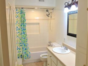 361 N Post Oak Lane 239, Houston TX 77024