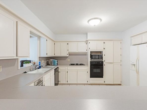 6514 Oakland Hills Drive, Houston TX 77069