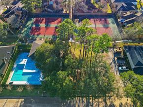 6514 Oakland Hills Drive, Houston TX 77069