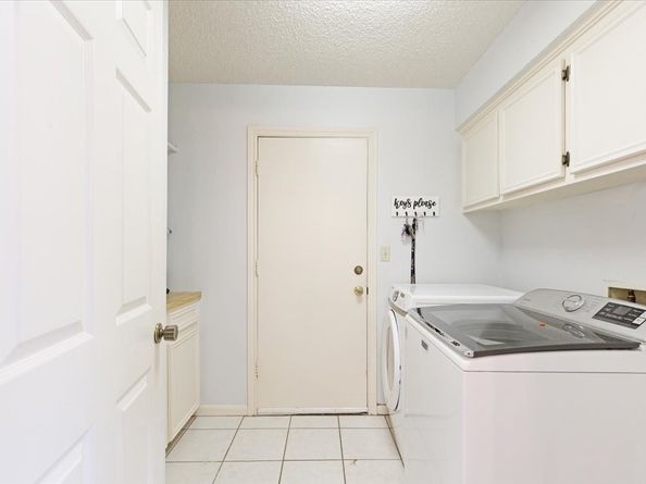 6514 Oakland Hills Drive, Houston TX 77069