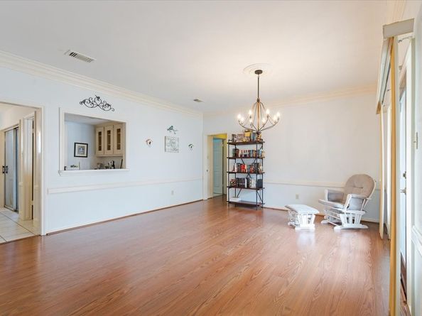 6514 Oakland Hills Drive, Houston TX 77069