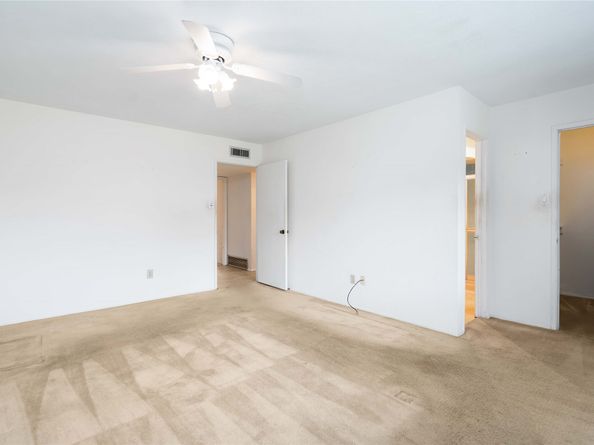 7375 Addicks Clodine Road, Houston TX 77083