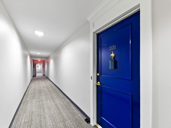 361 N Post Oak Lane 231, Houston TX 77024